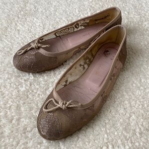 Pretty Ballerinas Nude Lace Flats